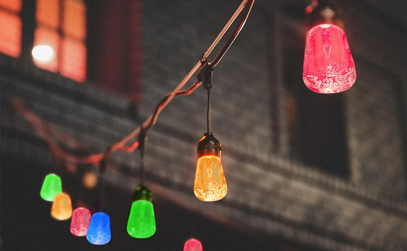 SUNNYGLADE 60 FT Outdoor String Lights Commercial Grade Vintage Shatterproof Bulbs Weatherproof Patio String Lights for Wedding, Party, Holiday, Christmas, Birthday, Gathering Decoration