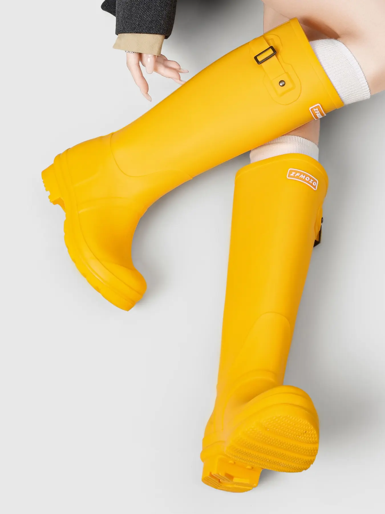 Women's Waterproof Rain Boots, Men's Outdoor Snow & Rain Shoes, Durable Comfortable Garden Field Work Footwear, All-Season Shoe Options