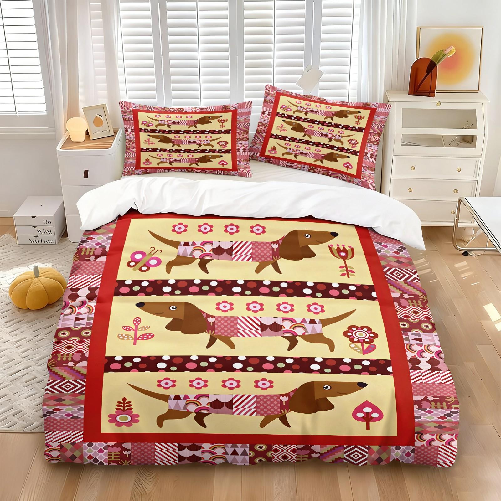 3PCS Cartoon Patchwork Dachshund Duvet Cover Set（1 Duvet Cover + 1-2 Coreless Pillowcases ), Vintage Geometric Floral Sausage Dog Pattern, Soft Comfy All Seasons Bedding Set,Ideal for Cute Pet Themed Bedroom Decor