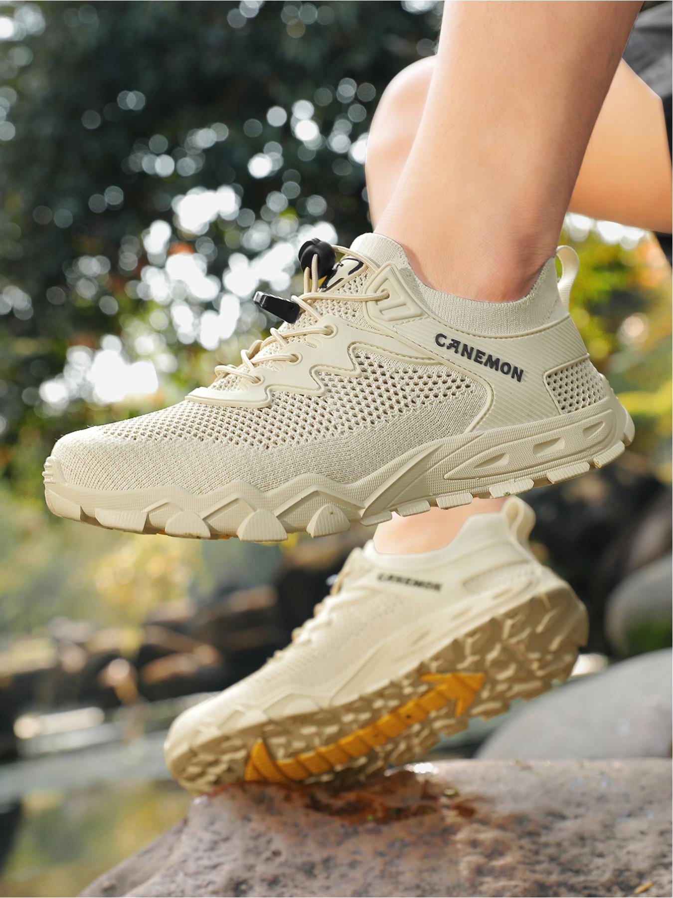 Men's casual sports outdoor shoes, with a breathable, soft, and comfortable upper that wraps around, and a multi-directional tooth pattern on the sole for strong grip. Suitable for hiking, exploring streams, fishing, cycling, and multiple scenarios