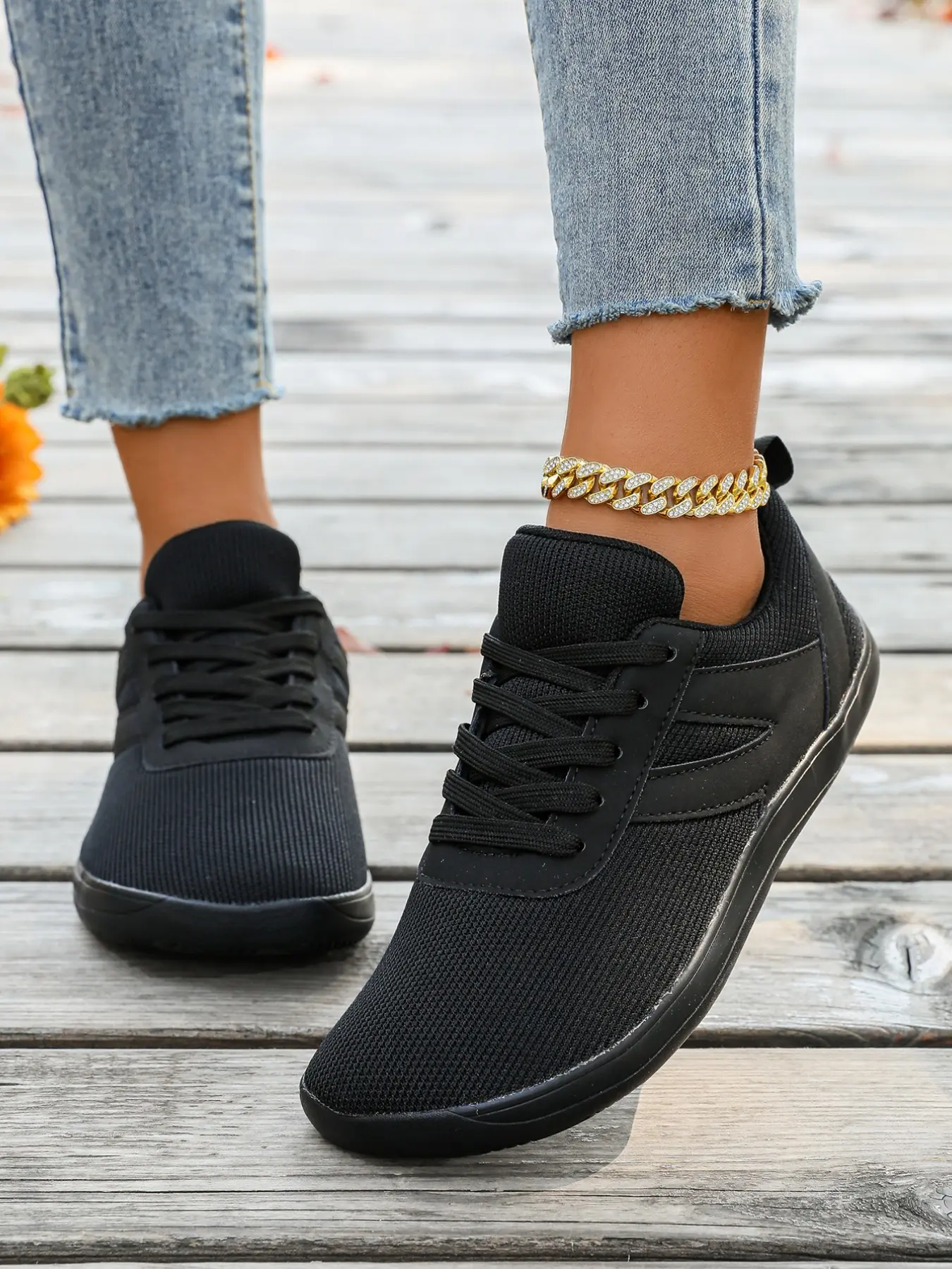 Textile Wide Shoes, Breathable Mesh, Lightweight Soft Sole, Anti-Slip Daily Commute, Casual All-Season Sneakers