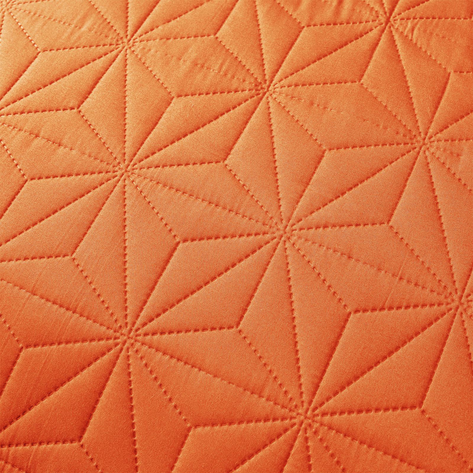 Whale Flotilla Quilt Bedding Set, Soft Quilts Bedspreads for All Seasons, Lightweight Geometric Star Pattern Coverlets 3 Pieces, including 1 Quilt, 2 Pillow Shams home bedroom