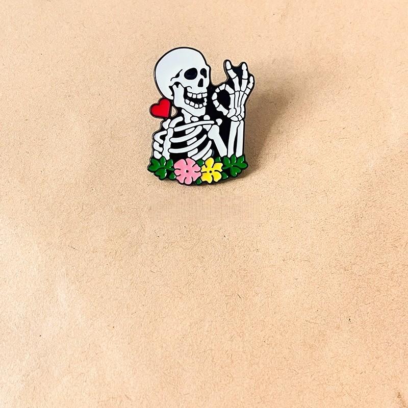 1 pc Cartoon Skull Pin Badge, Unique Baseball Sports Metal Emblem, Creative Clothing Bag Medal Brooch Accessory Gift, Fashionable Jewelry