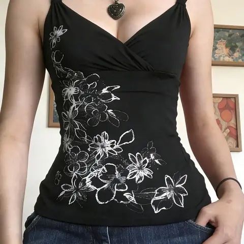 Vintage Dark Floral Print Summer New Casual Fashion Sleeveless Everyday Top Tank Camisole Tops Cami Top for Girls, V Neck Y2K Aesthetic Tie Waist Slim Fit Short Halter Blouse Womenswear Casual Comfy Cami