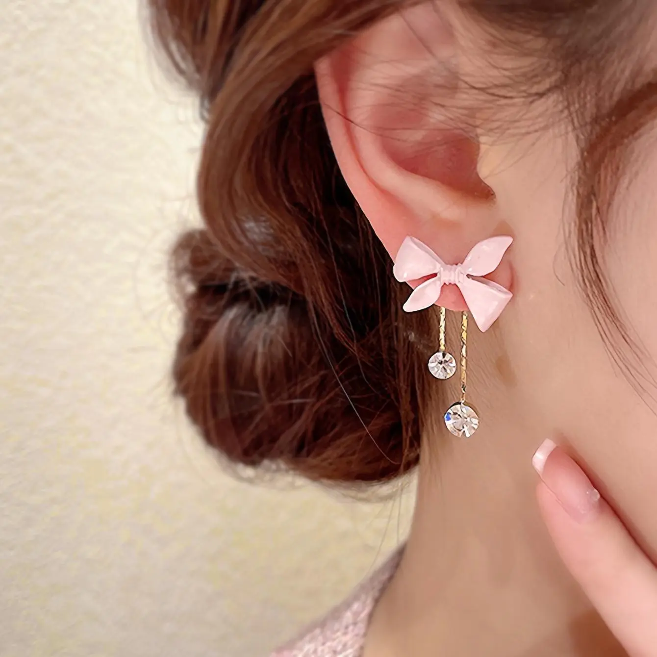 [Pink Bow Earrings] Retro Pink Bow Earrings for Women - Rhinestone Decoration with Tassel Details, Fashionable Jewelry Suitable for Daily and Party Occasions