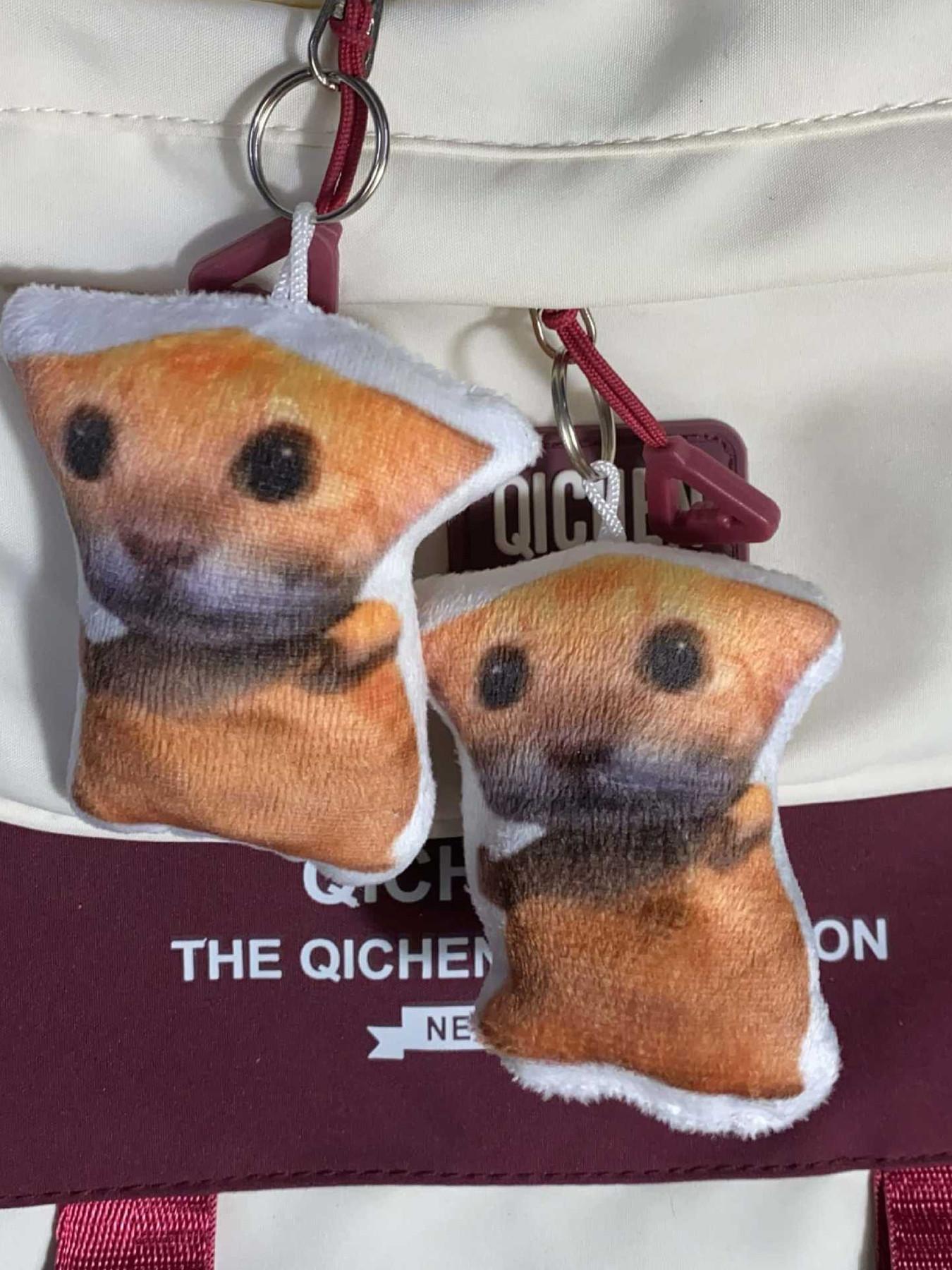 Funny Amigurumi Cat Plush Keychain, Small Whistling Doll, Cute Stuffed Toy, Perfect Gift for Kids and Adults, Unique Decoration Item