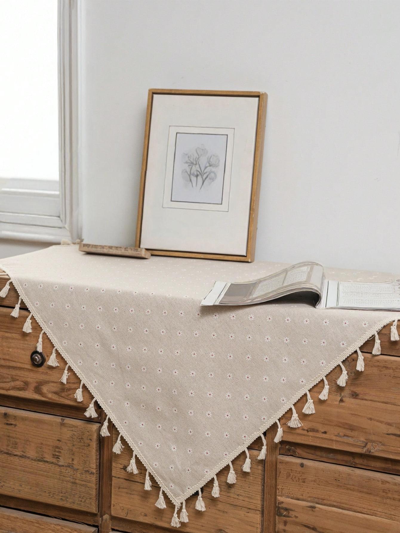 1pc Small Daisy Square Tablecloth with Fringe, Dust Cover for Bedside Cabinets, Multifunctional Home Decor, All Seasons Use