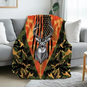 1 Deer Camouflage American Flag Flannel Blanket - Soft and warm, suitable for all seasons, featuring a deer head and antler pattern in a green/brown camouflage print. Perfect for hunting lodges, cabins, living rooms, bedrooms, and sofas. - Machine washabl