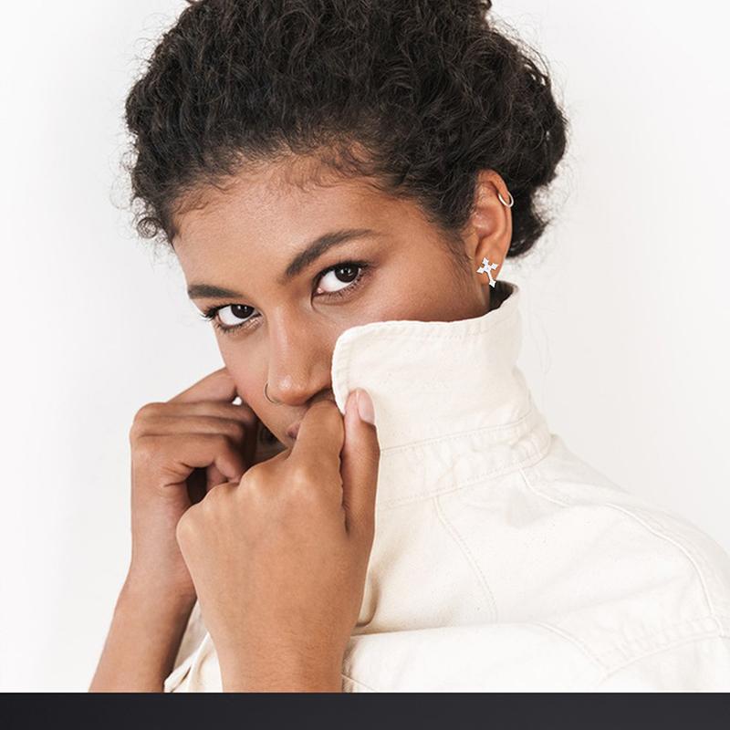 【#EE235】UCCIYO 18K Gold-Plated Cross Stud Earrings with Lab-Grown Moissanite Synthetic Moissanite Earrings For Women 925 Sterling Silver Stud Earring Men Hip Hop Jewelry Couple Gift