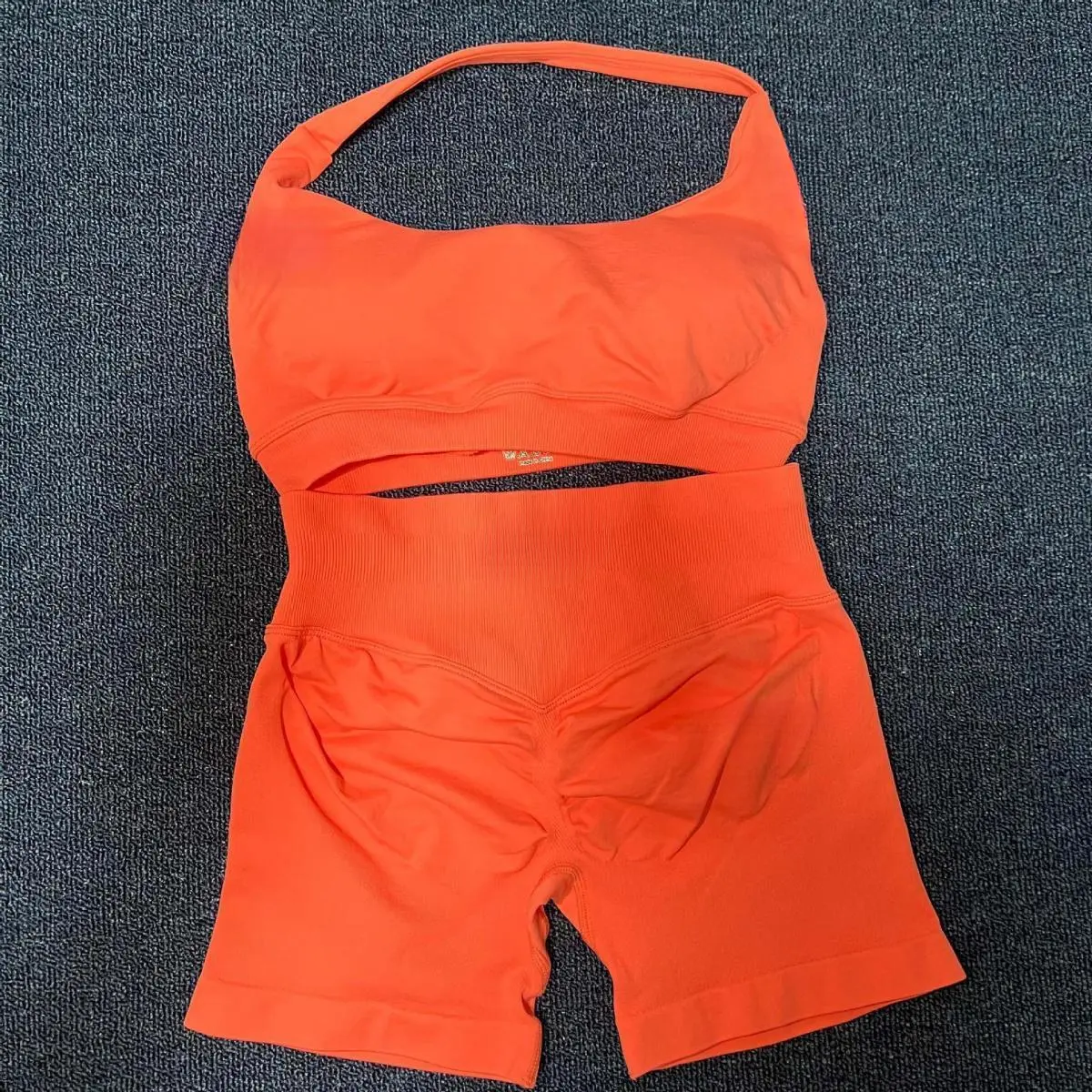 Women's 2 Piece Sets - Low Waist Seamless Scrunch Bum Logo Sports Shorts & Impact Yoga Bra, Stretch Fitness Gym Biker Clothing