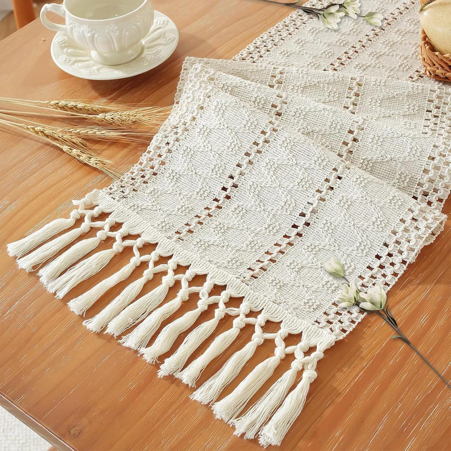 Macrame Table Runner Boho Table Runners with Tassels Hand Woven Cotton Table Runner Rustic Farmhouse Table Runners for Bohemian Kitchen Dining Table(30x183cm/12x72in)