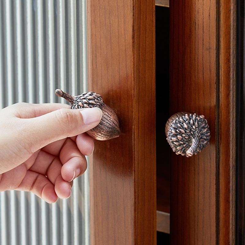 2pcs American Retro Wardrobe Door Handles, Creative Single Hole Pull Handle for Drawer, Tatami, Shoe Cabinet, Kitchen, Wine Cabinet