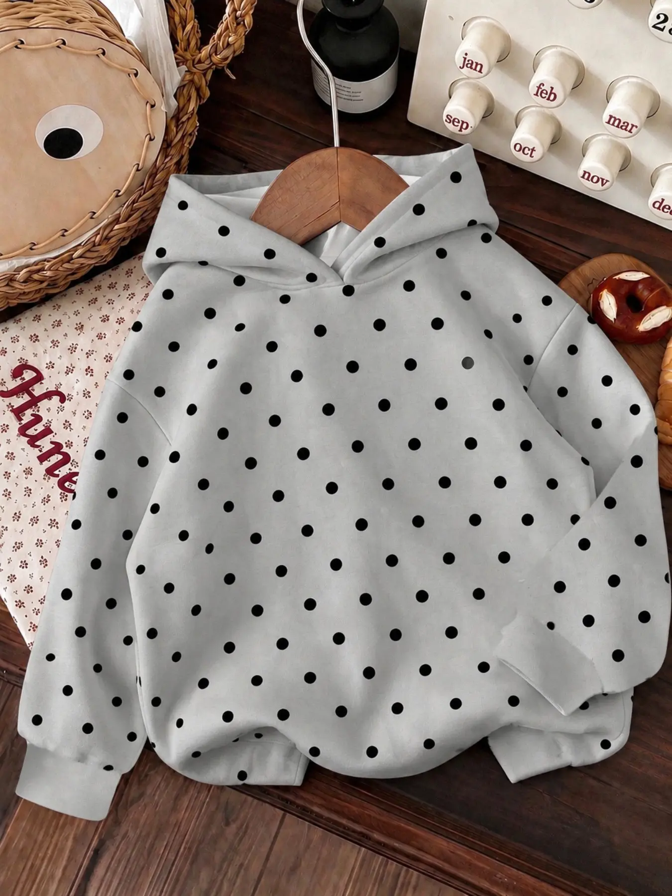 Girls' Casual Polka Dot Print Sweatshirt, Casual Print Hoodie, Long Sleeve Hooded Top, All Seasons Wear, Perfect for School, Weekend Outing, Home Relaxation