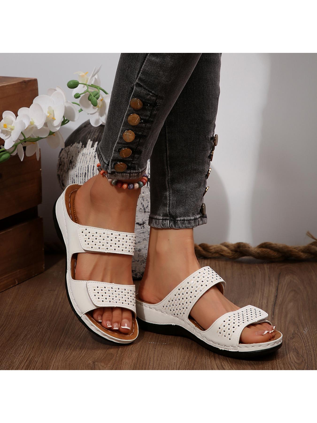 Women's slide sandals with full rhinestone design, simple yet stylish and eye-catching. Featuring thick, comfortable soles that add height without tiring your feet, a must-have for commuting and dating.