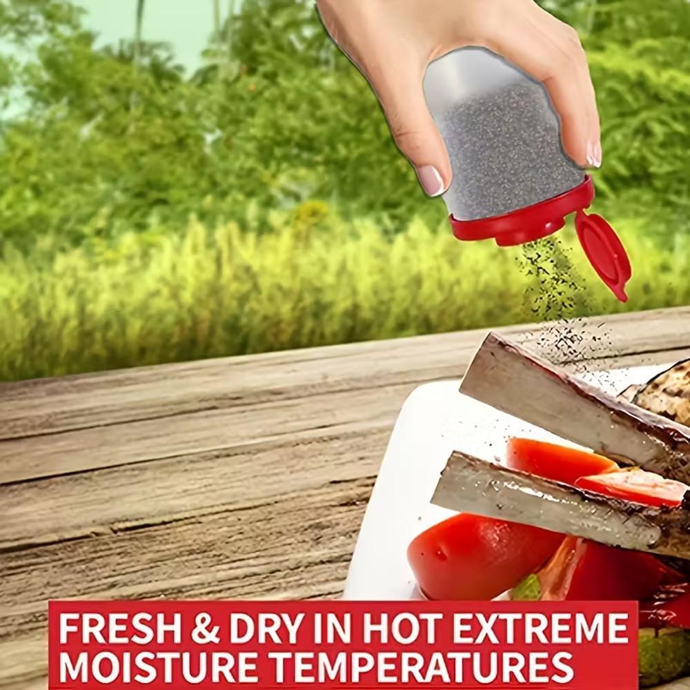 Set of 2 Large Salt and Pepper Shakers，Moisture Proof  Salt Shaker to go Camping Picnic Outdoors Kitchen Lunch Boxes Travel Spice Set Clear with Covers Lids Plastic Airtight Dispenser