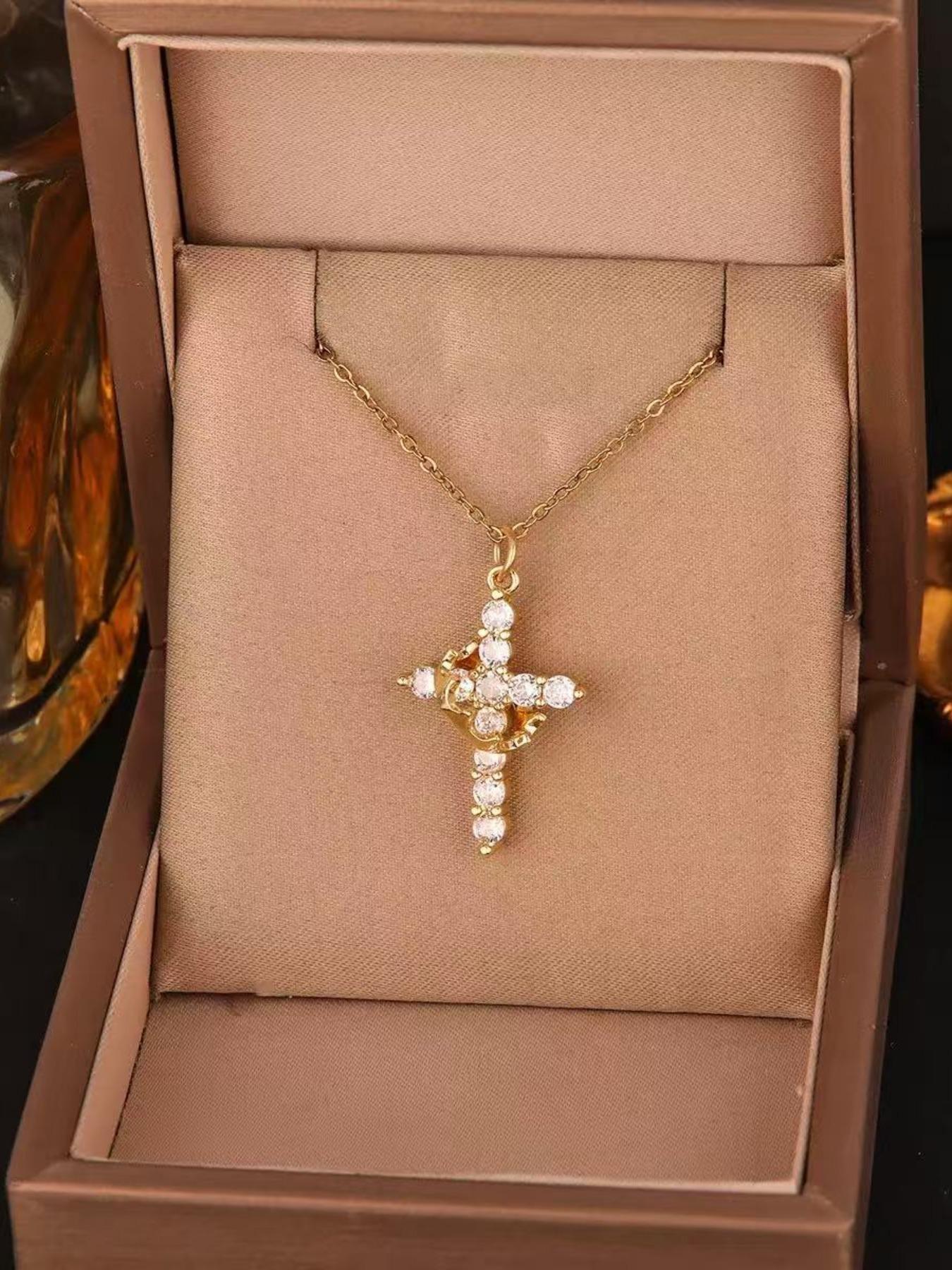 Elegant Rhinestone Cross Pendant Necklace, Fashionable Women's Jewelry, European Style Trendy Accessory, Versatile Lockbone Chain