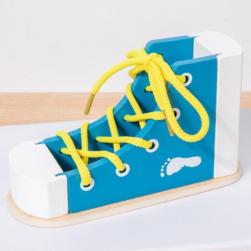 Wooden Shoe Lacing Toy, Shoe Laces, Educational Craft Kit for Kids, Creative DIY Project, Perfect Gift for Children, Enhances Fine Motor Skills