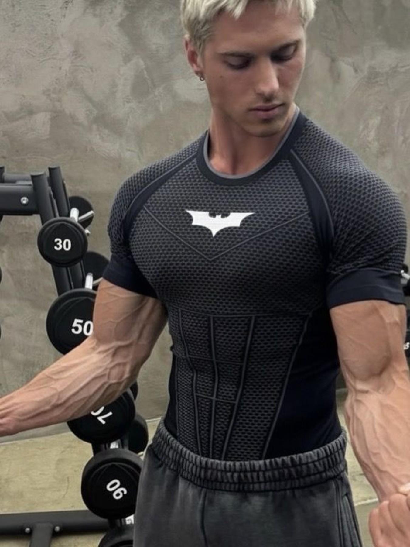 Men's Batman Compression Sports Shirt, Short Sleeve Workout Top, Quick-Dry Moisture-Wicking, Breathable, Ideal for Fitness Training