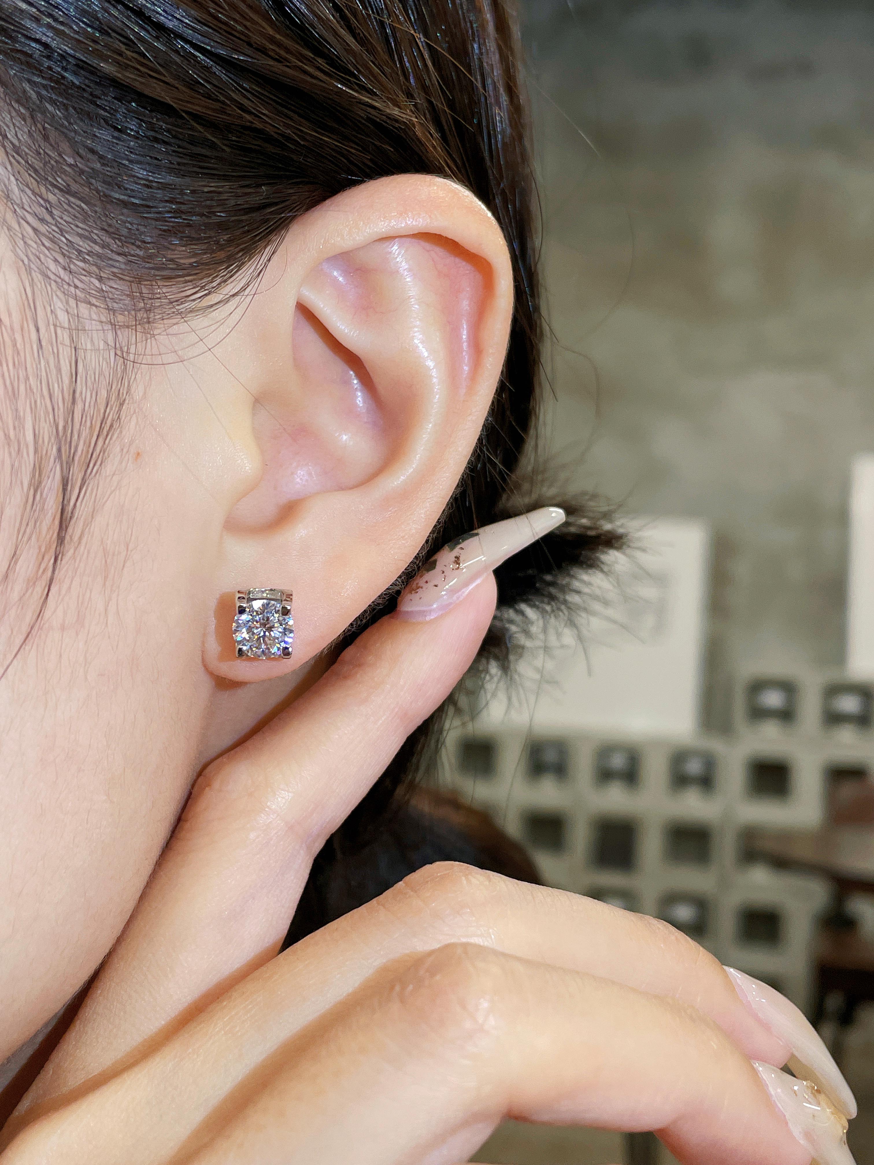 【#26 Classic】4-Prong Solitaire Brilliant Floating Synthetic Moissanite Earrings in 925 Sterling Silver