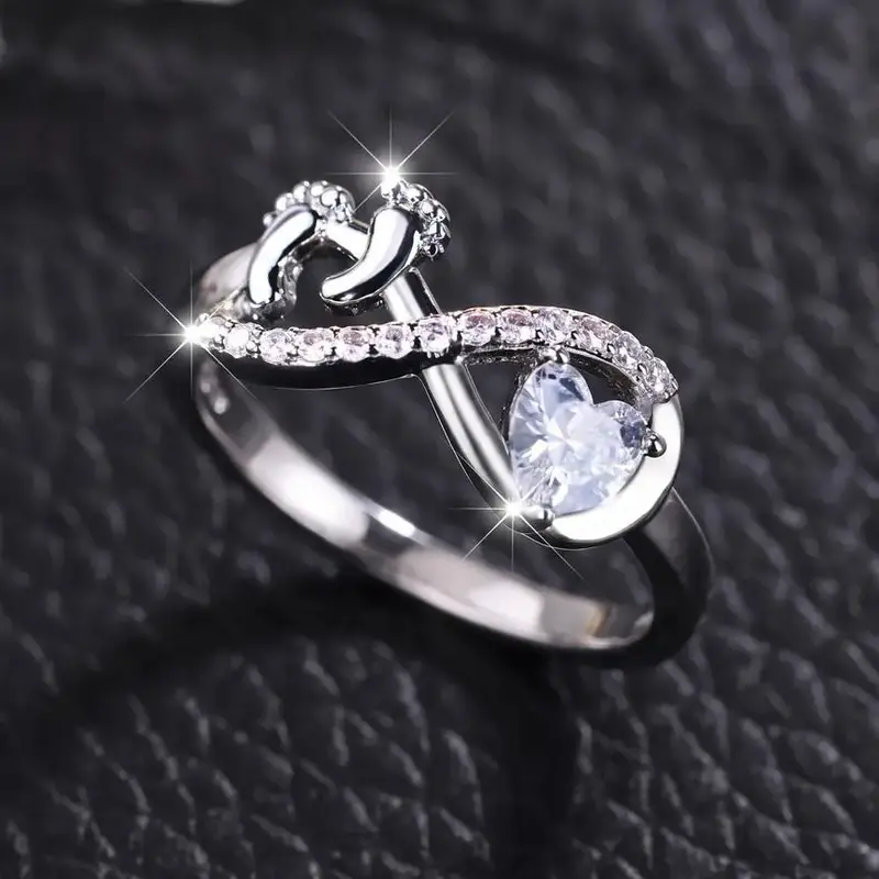 Women's Elegant Rhinestone Decorated Heart & Footprint Design Ring, Fashion Accessories for Party, Daily Clothing Decor, Trendy All-match & Exquisite Jewelry for Birthday Gift, Cubic Zirconia Rings, Beautiful Rings