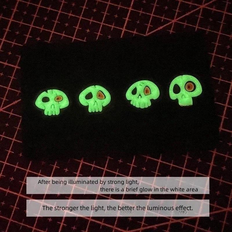 Mini Nightlight Skull Morale Badge PVC Skull Head Tactical Patches Hook&Loop Emblem on Small Backpack Hats Decorative Stickers