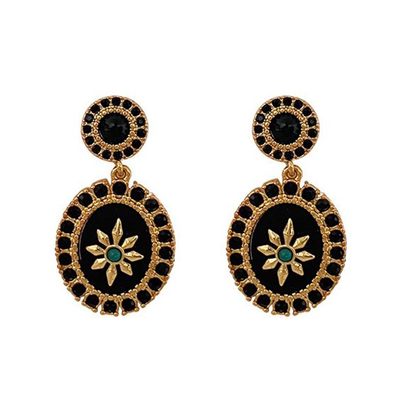 French Vintage Black Star Earrings with Rhinestones Women Elegant Fashion Luxury New Exquisite Mid Century Inspired Jewelry