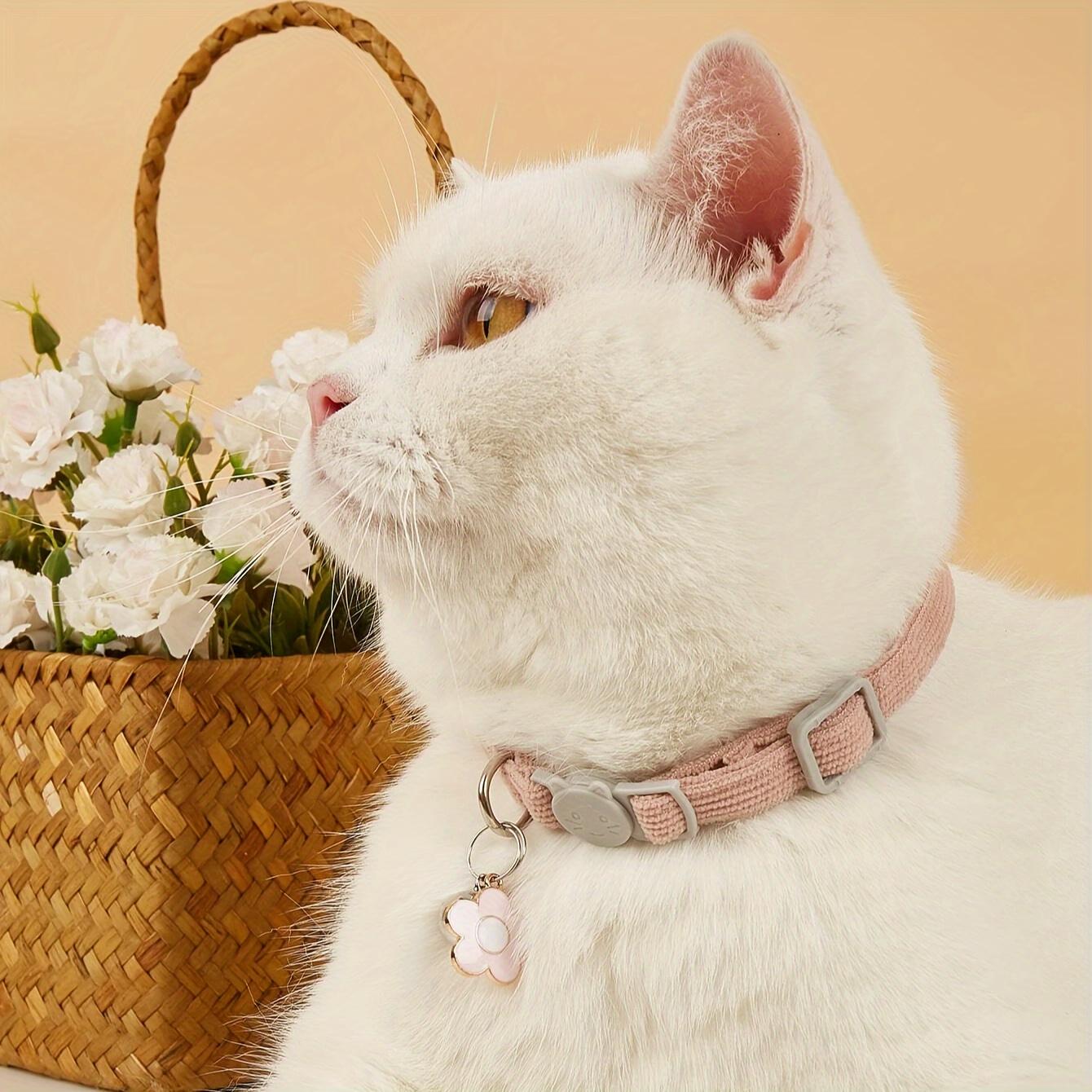 Cute Cat Collar with Bell & Flower Pendant, 2 Counts/set Adjustable Pet Collar with Safety Buckle, Pet Supplies for Small Cats Dogs