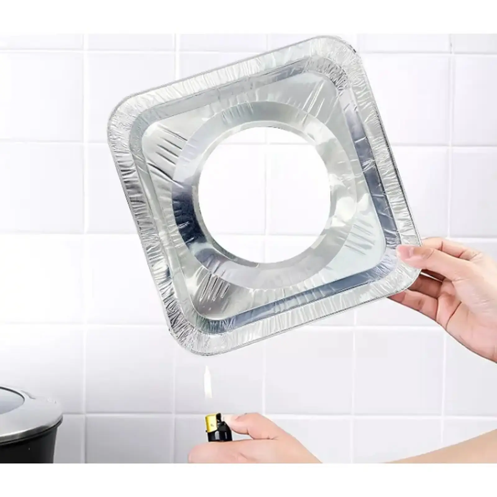 Disposable Foil Cooktop Shield Mats, 8.5" Outer Size & 4.5" Center Opening, Grease‑Blocking Stove Surface Protectors for Regular Household Cooking Burners
