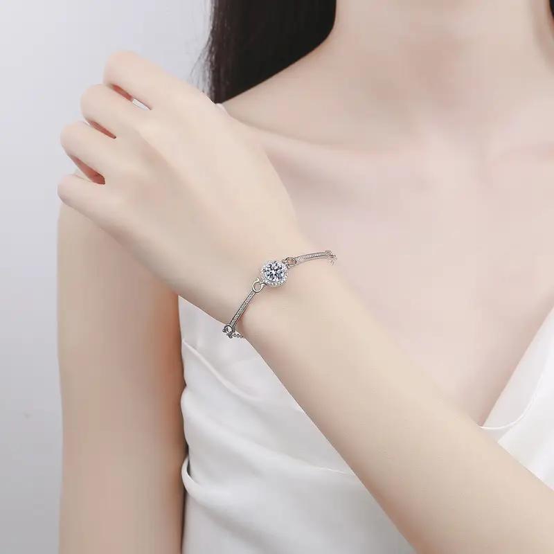 Zircon Bracelet, Moissanite Diamond Mobius Bracelet Accessories for Women's Wedding Engagement 925 Silver Daily Noble Exquisite Accessories Gift Zircon Bracelet, Moissanite Diamond Mobius Bracelet Accessories for Women's Wedding Engagement 925 Silver Daily Noble Exquisite Accessories Gift