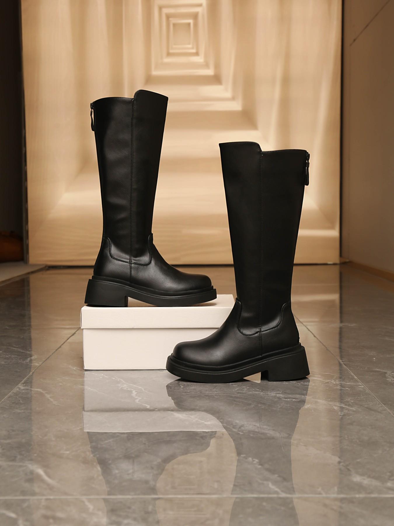 Plus-size tall platform riding boots, classic long motorcycle boots, stylish autumn-winter women's boots, round-toe retro boots, British long boots