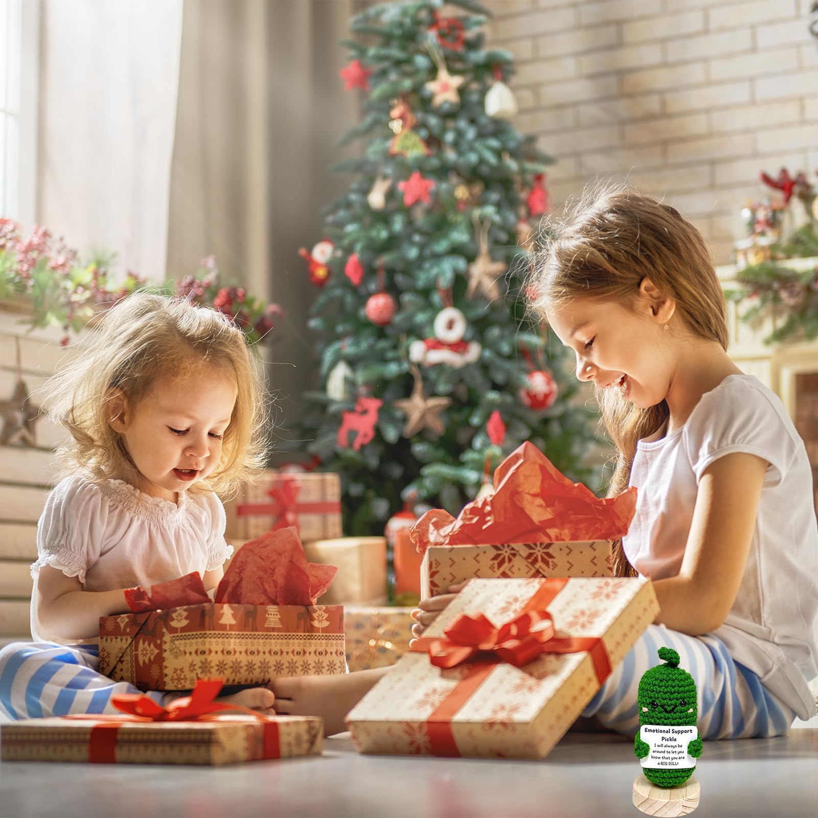 Emotional Support Pickle, Cute Crochet Pickled Cucumber Knitting Doll Handmade Crochet Doll Inspirational Gifts Ornaments Emotional Support Crochet Pickled Knitting Doll for Christmas Ornament Gift