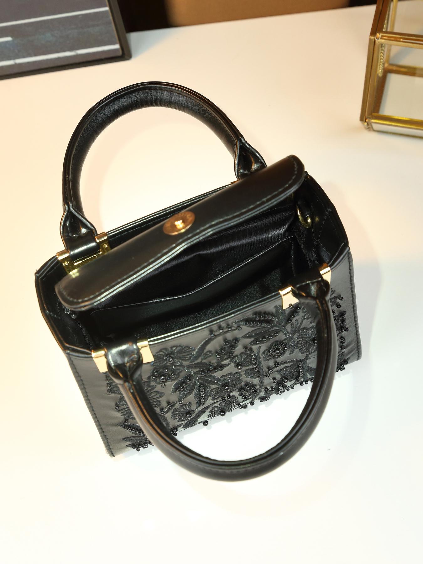 Heavy-duty beaded floral design embroidered small square bag, elegant versatile date shoulder crossbody bag