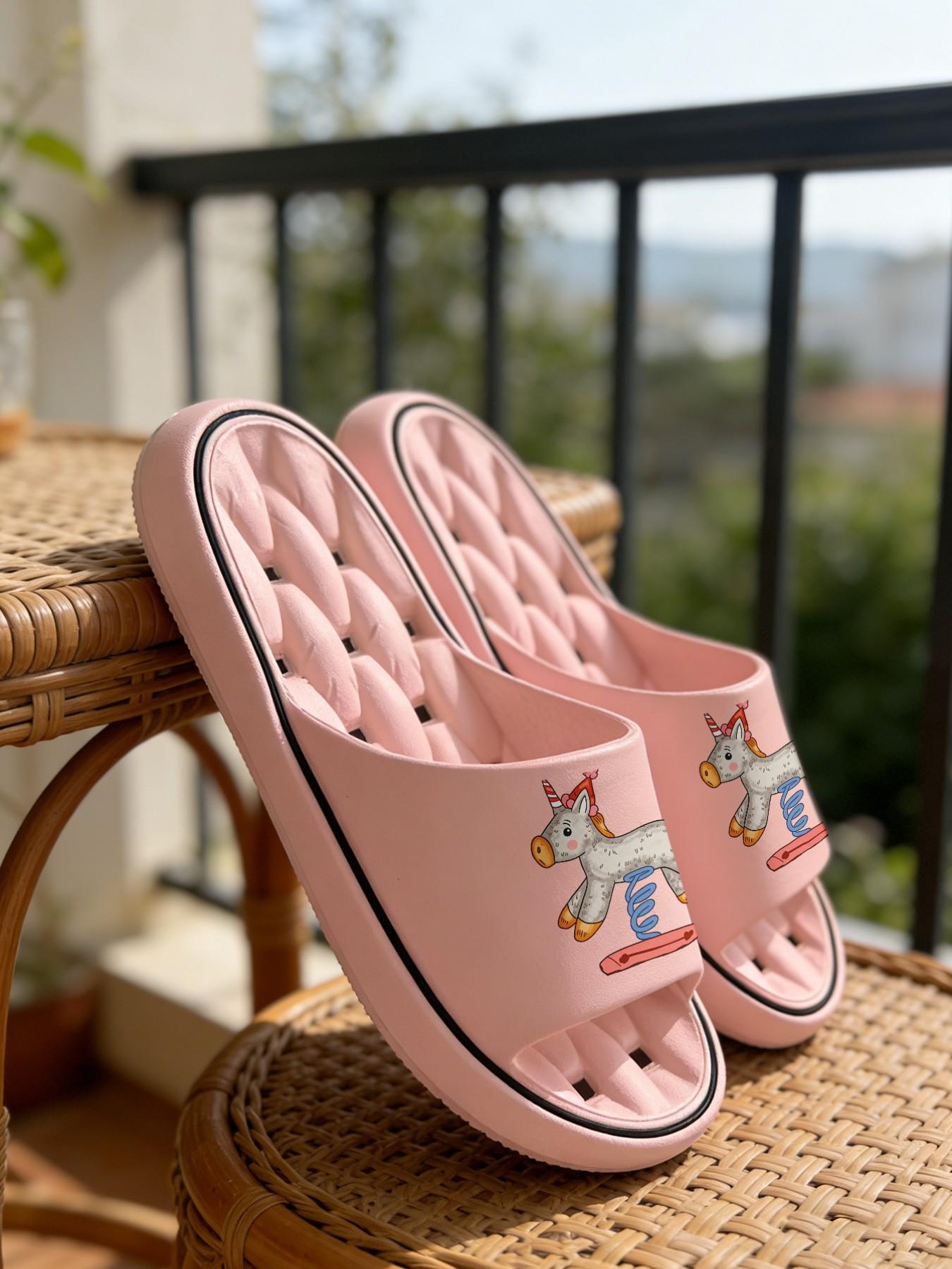 1 Pair Cartoon Pony Skateboard Themed Printed Hollow Massage Thick Sole Slippers, Cute Fun Style, Non-slip Soft Sole, Quick-dry for Bathroom, Indoor & Outdoor Dual-use, Open Toe Slides, Bathroom Casual Slippers