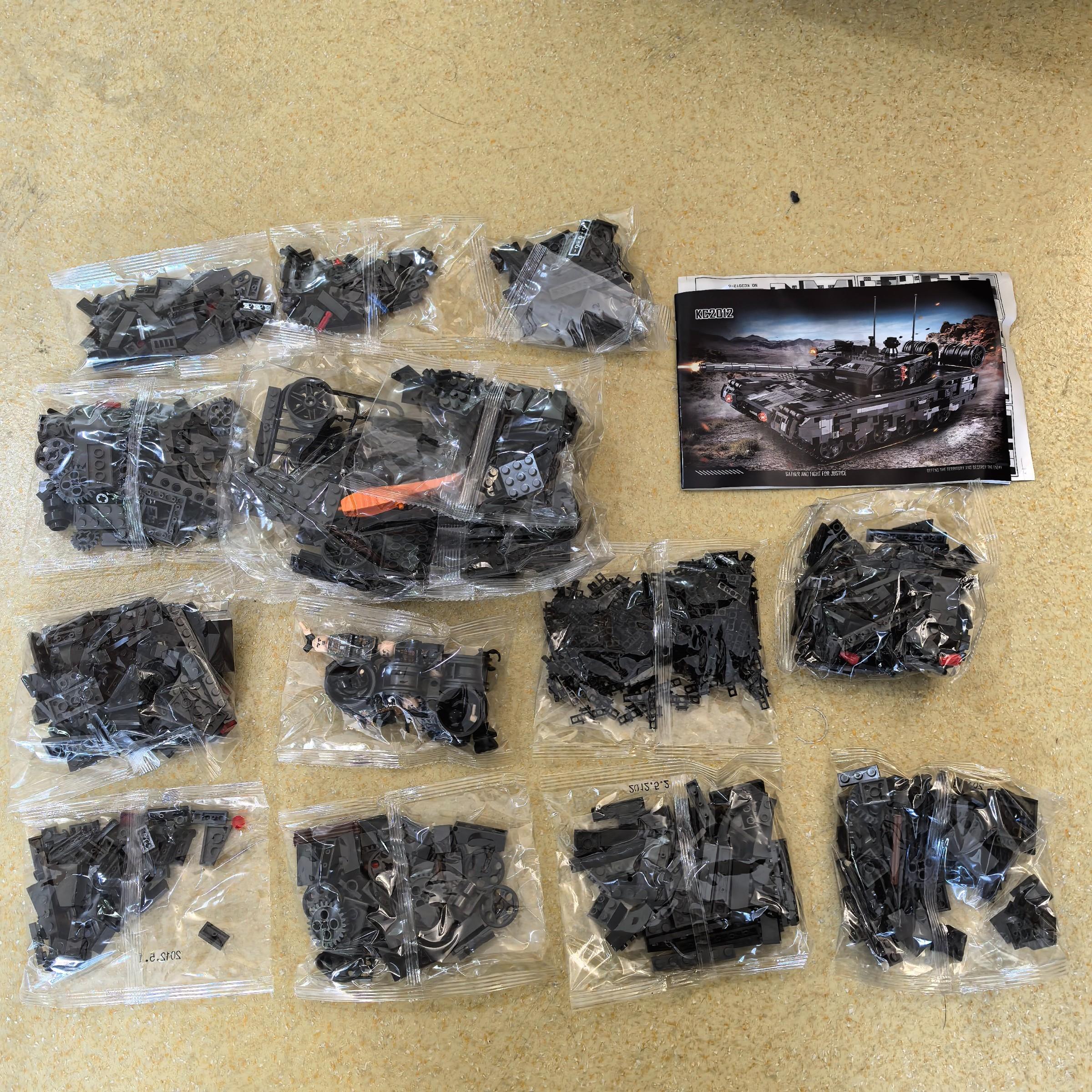 1068pcs Main Battle Tank 99a Building Toy Set, High Difficulty Model Kit for Adults Boys, Perfect Halloween Christmas Gift