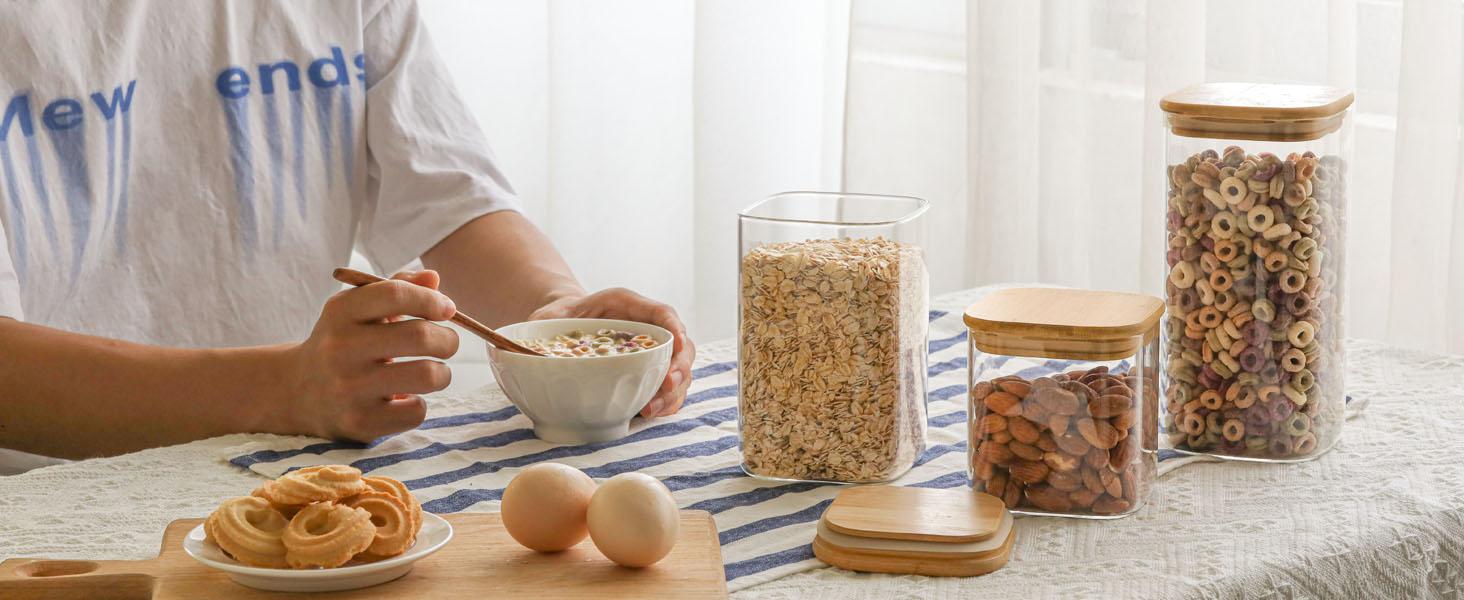 Airtight Glass Storage Canister with Lids (0.7Qt/1.2Qt/1.6Qt) Set of 6, Food Storage Container Kitchen Pantry Storage Jar, Glass Jars for Flour Cereal Sugar Tea Coffee Beans Snacks, Square