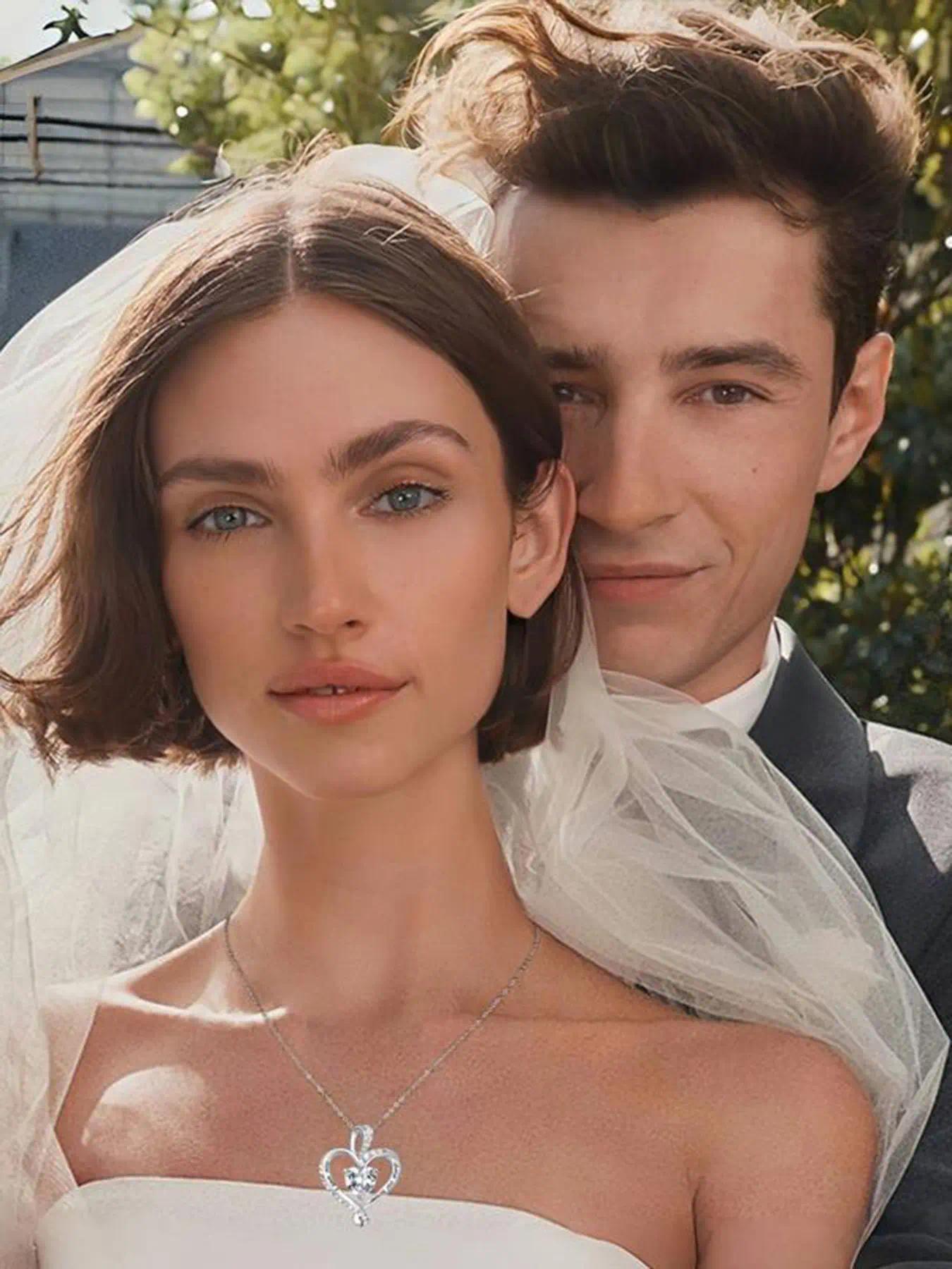 A romantic teddy bear necklace with a birthstone rotating pendant and heart design, perfect for women. It's the perfect gift for Valentine's Day, weddings, Mother's Day, anniversaries, birthdays, and Christmas.