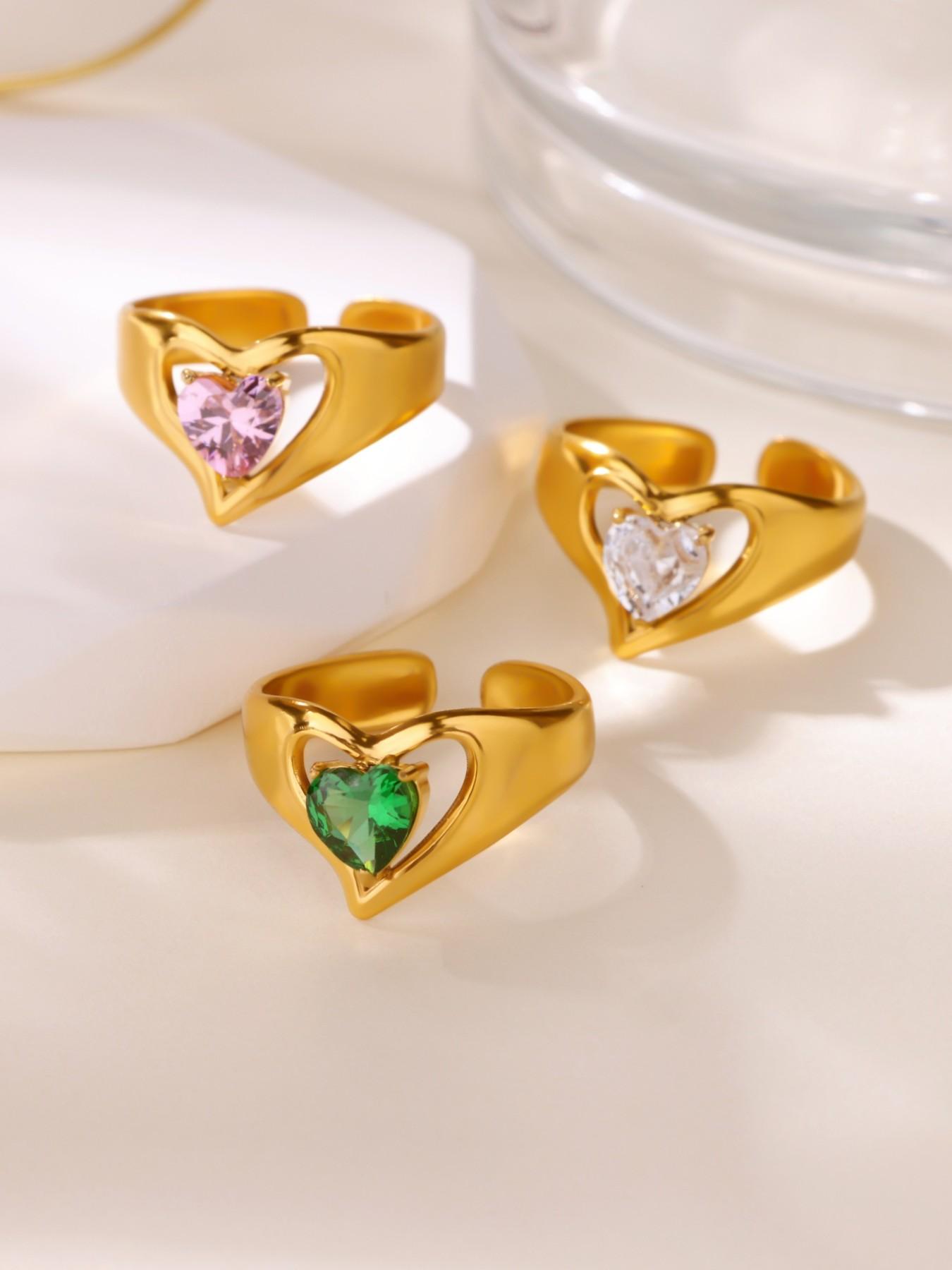 Luxurious Zircon Heart Ring for Women, Stainless Steel Wedding Ring, Fashionable Waterproof Jewelry, Perfect Gift for All Occasions