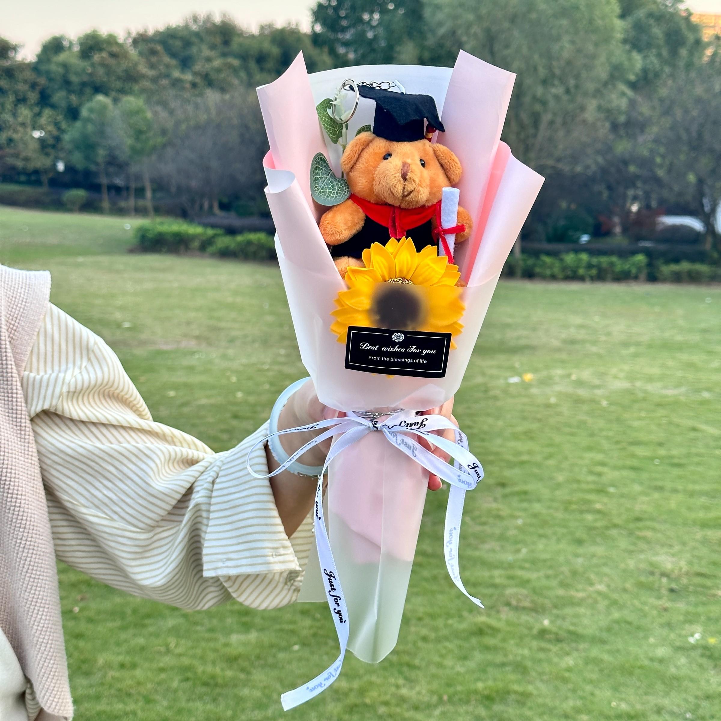 Doctor Bear Sunflower Doll Bouquet, Graduation Gift for Classmates, Teacher Appreciation Day Present, Creative Plush Flower Bundle