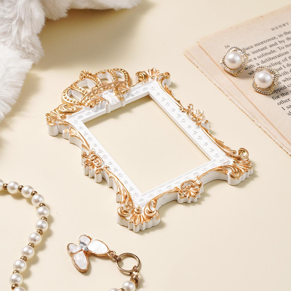 European Crown 3D Pattern Frame Decorative Item, Resin DIY Decoration, Multi-Color Options, Bathroom Accessory, Photo Prop, DIY Ornament
