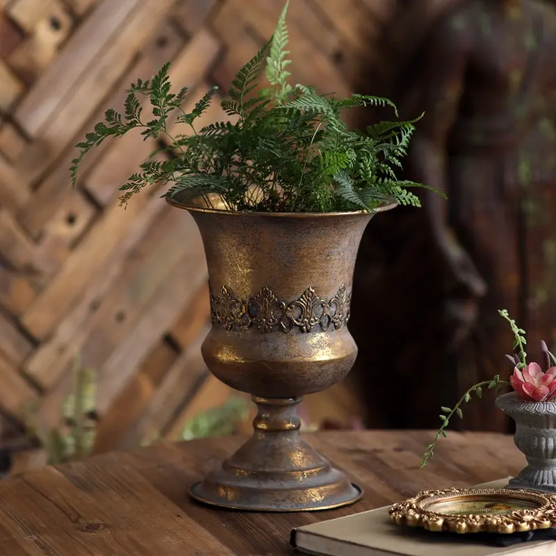 Antique Bronze Pedestal Vase, Old-World Luxury Floral Arrangement, Wedding Table Centerpiece, Elegant Decorative Vase