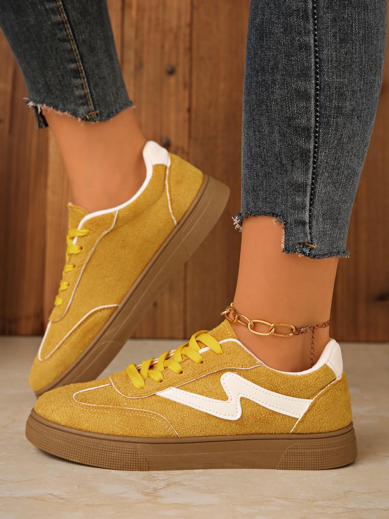 Women's 90s Style Low Top Casual Sneakers, Student Soft Sole Comfortable Flat Walking Shoes, Trendy Retro Athletic Footwear