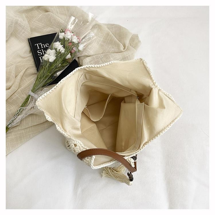 Women's Bohemian Straw Bag, Summer Beach Resort Shoulder Tote, Large Capacity, Hollow Out Design, Fringe Detail, French Style, Commute Friendly