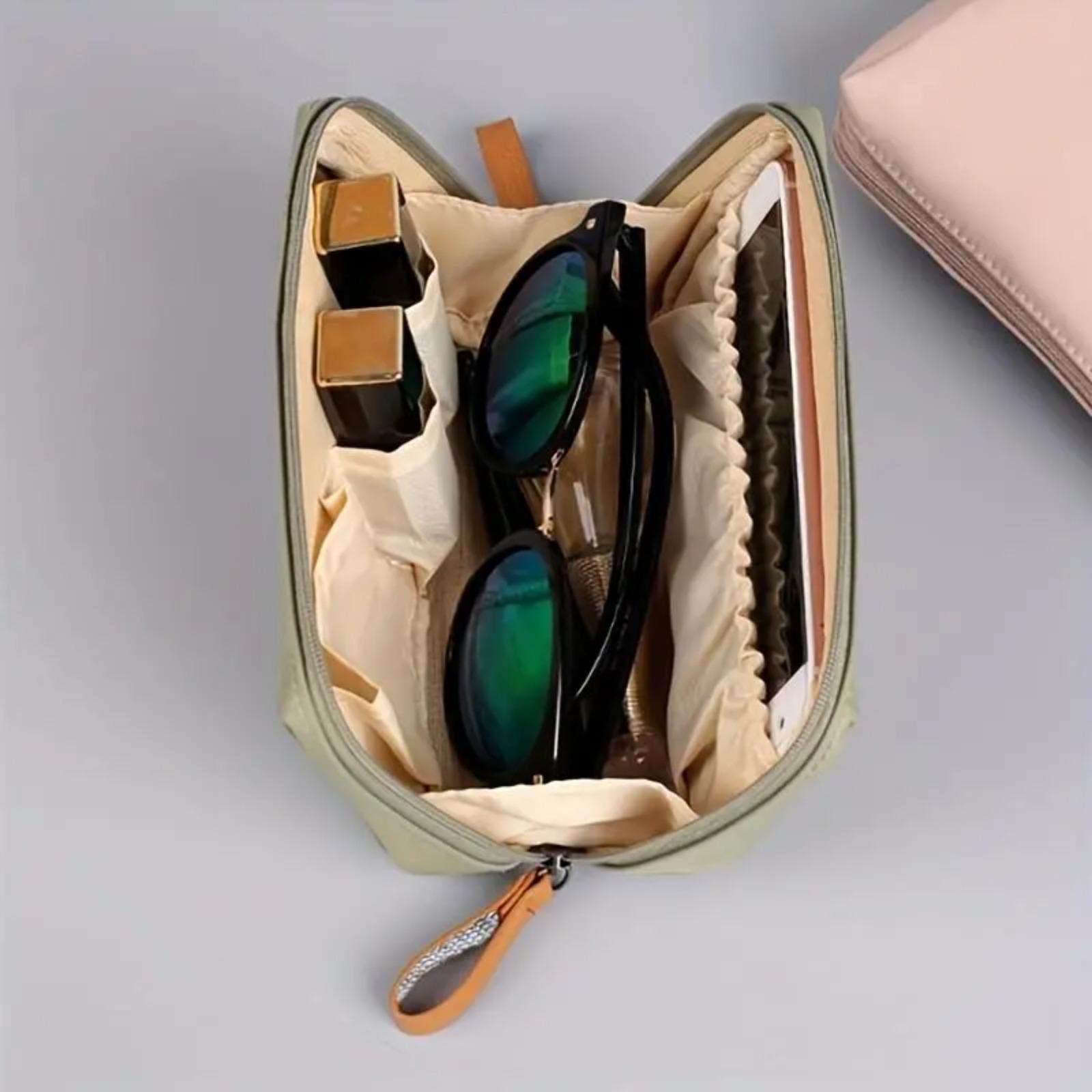 Mini Makeup Bag, Small Cosmetic Pouch, Portable Travel Makeup Organizer, Compact Lipstick Storage Bag, Lightweight Zipper Pouch for Purse & Daily Carry, Beauty Essentials, Vacation & Travel