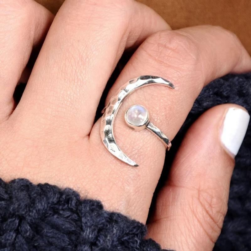 Women's Retro Inlay Synthetic Moon Stone Open Adjustable Ring - Bohemian Fashion Costume Jewelry for Casual Daily & Festival Occasions