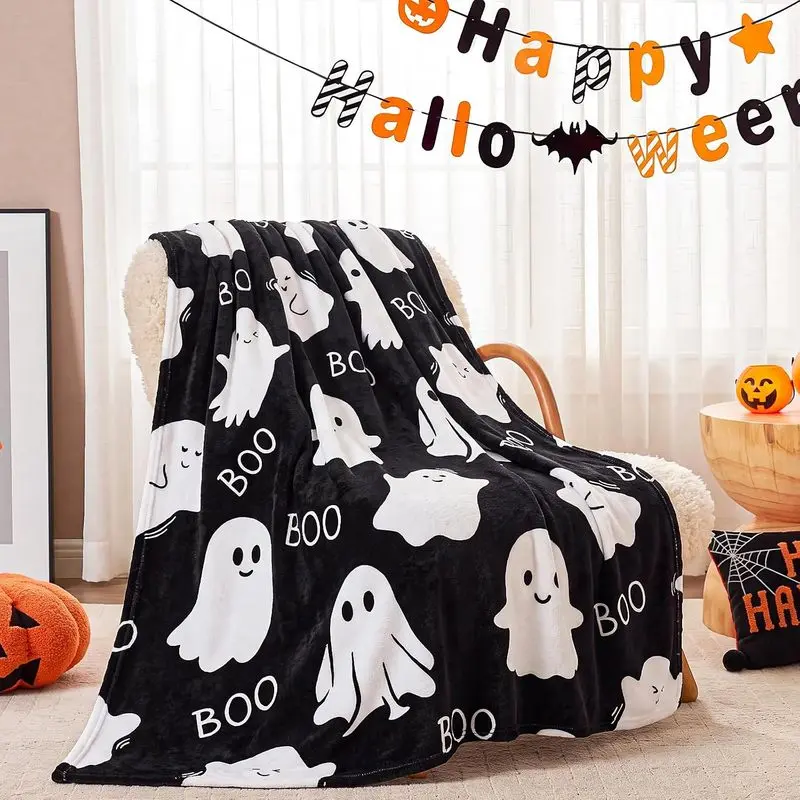 1 Pack Halloween Throw Blanket 50 x 60 Inch Black Ghost Boo Fleece Throw Blankets Cute Ghost Flannel Blankets Soft Cozy Lightweight Halloween Blanket Decoration for Couch Sofa Bed