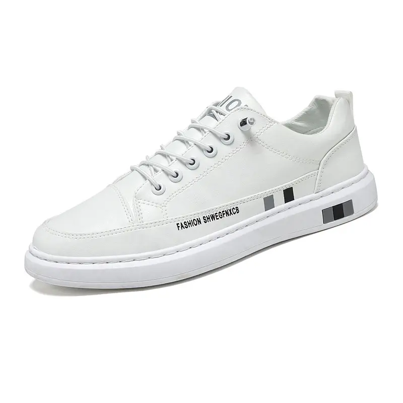Breathable white sneakers for men, 2026 new Korean style trendy casual men's white leather panel shoes for spring