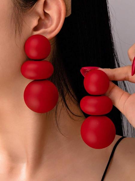 Exaggerated Metal Geometric Earrings, Elegant Stud Design, All Season Wear, No Choking Hazard, Batch #990416