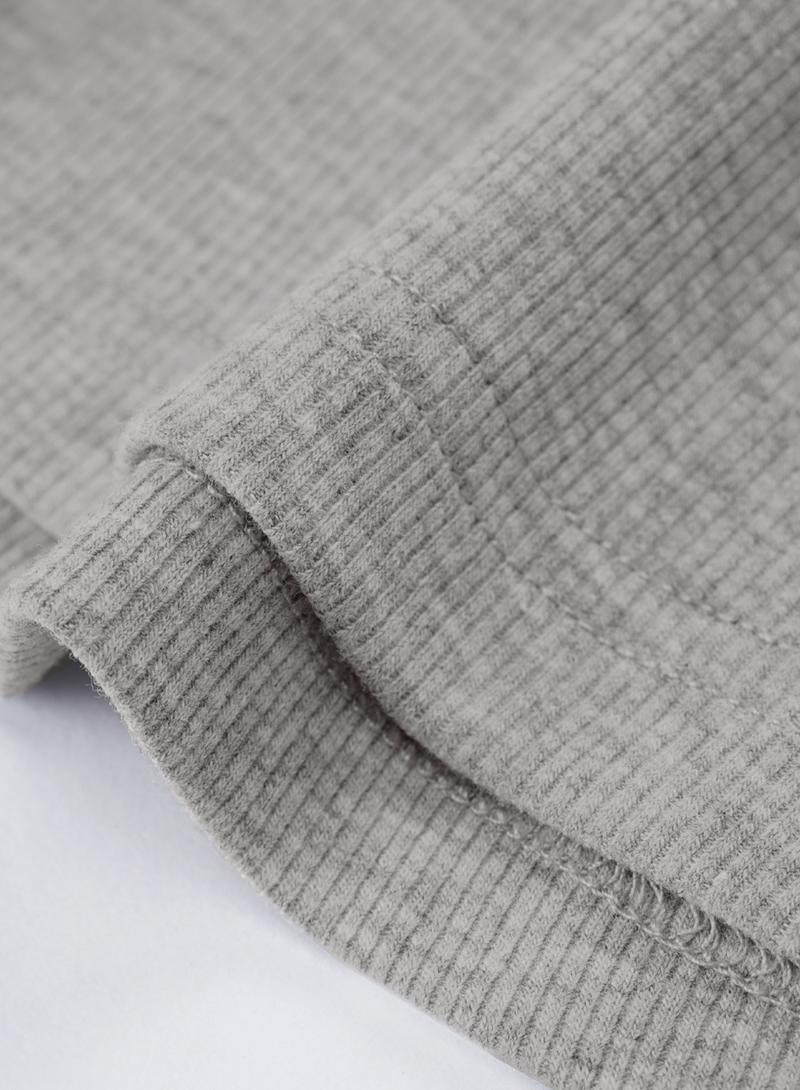 TUREFACE Men's Plain Muscle Slim Fitted Henley Shirts Crewneck Longline T-Shirt Gym Workout Athletic Shirt Tees with Button Menswear Casual Tops, Men's Classic Streetwear Clothing for Daily Wear, Fall Fashion Outfits 2025