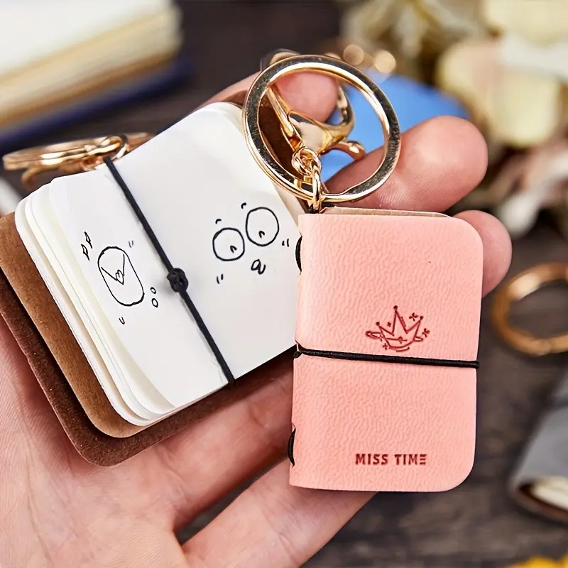 Mini Diary Keychain, Portable Multi-Color Paper Planner, Ideal for Various Scenes, Perfect Gift for Friends and Colleagues, Keyrings
