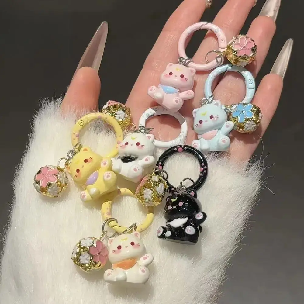 6 Pack Cute Lucky Cat Keychain Set, Cartoon Unisex Bag Charm with Bell, Mini Size Key Ring with Metal Ring, Holiday Gift Set for Adults